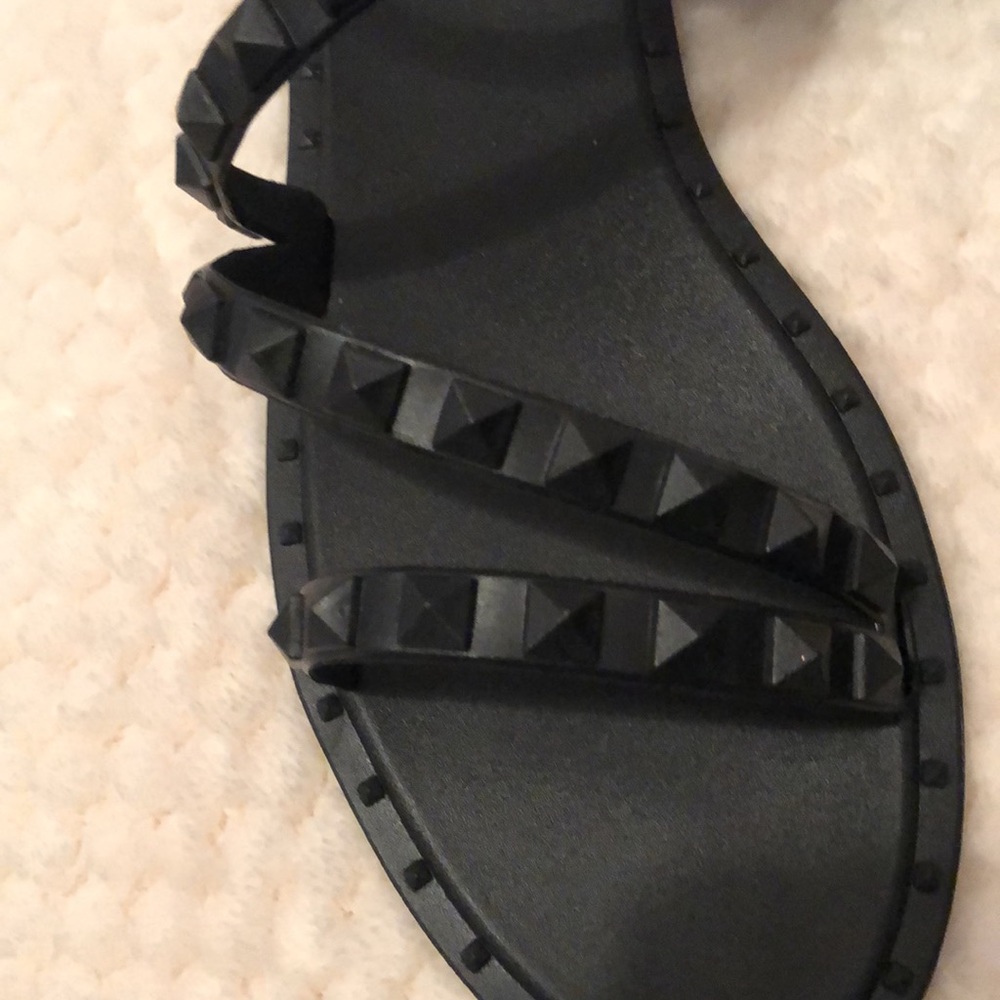 Fun flat sandals. - Picture 3 of 3